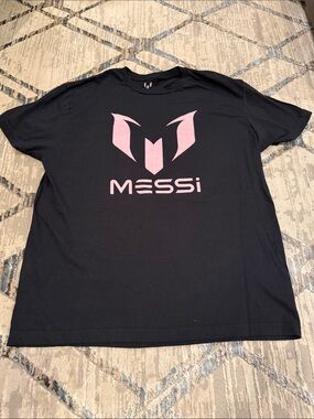 Messi Men's Black Short Sleeve Tee with Pink Logo Graphic